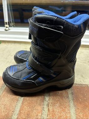 Sporto Black and Blue Kids Snow Boots with Hook-and-Loop Straps